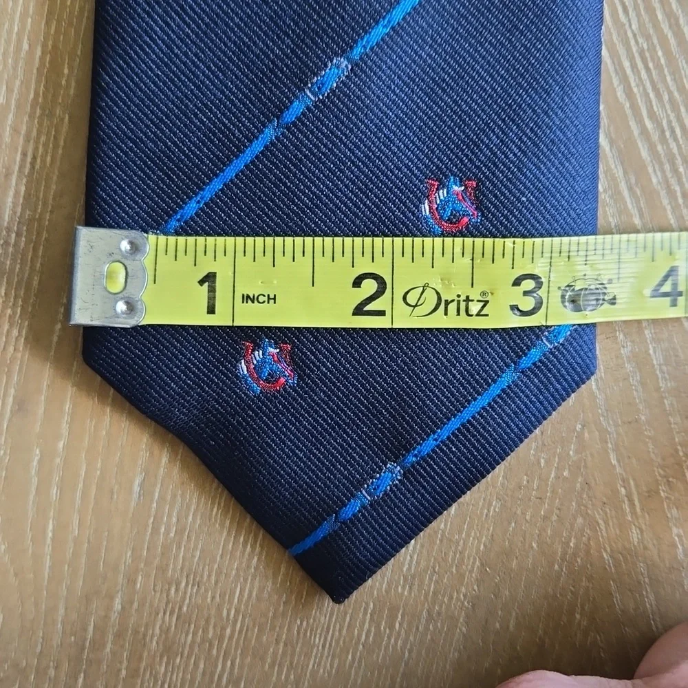 Austin MANOR Bronco necktie - Picture 7 of 7